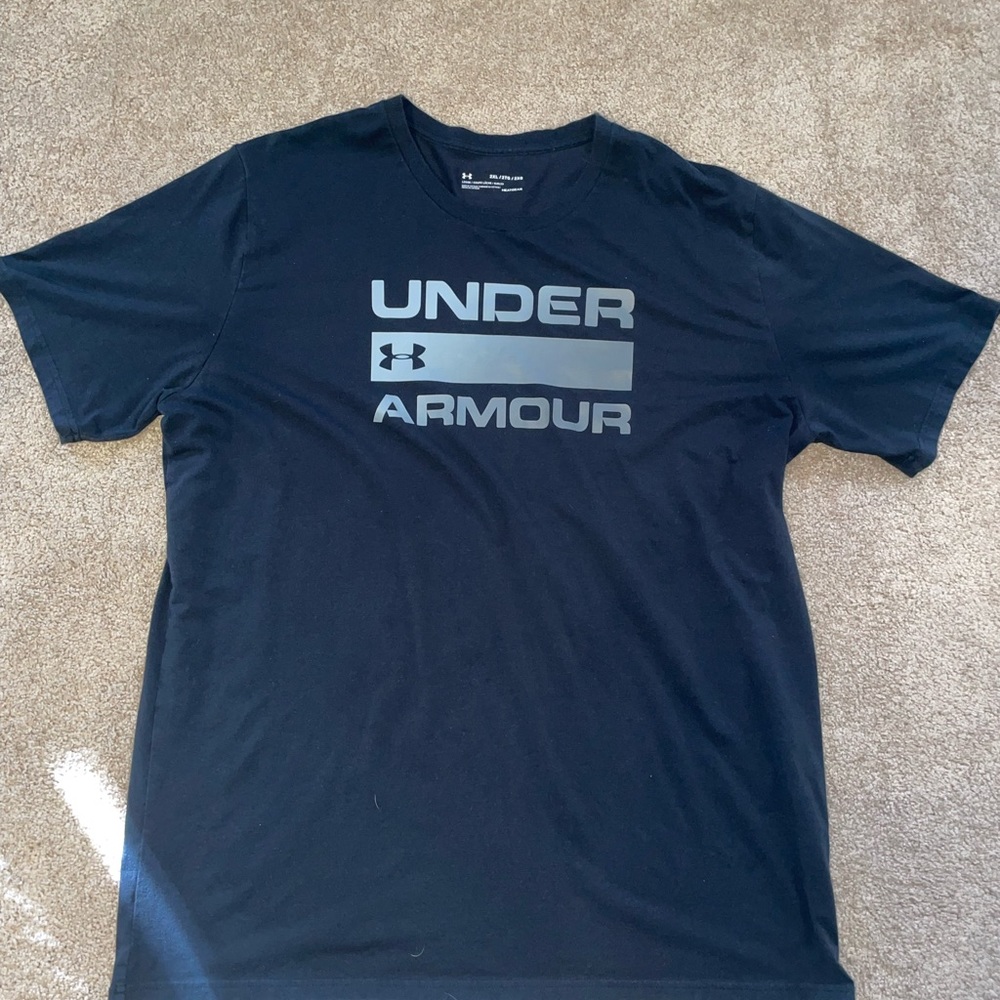 Men’s under armour tshirt. Size 2xl